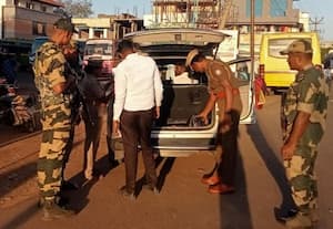  காளையார்கோவிலில் துணை ராணுவ படையினர் சோதனை