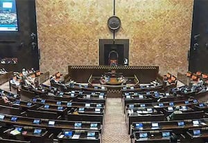 எம்எல்ஏக்கள் ஆப்சென்ட்,  மாற்றி ஓட்டு: பீஹார், ஒடிசாவில் ராஜ்யசபா தேர்தலில் பரபரப்பு