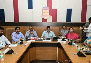  வாக்காளர் பட்டியல் திருத்த பணியால் ஓட்டுப்பதிவு 80 சதவீதமாக அதிகரிக்கும் மாவட்ட தேர்தல் அலுவலர் குமரகுருபரன் நம்பிக்கை