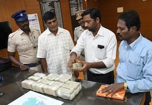  வாகன சோதனையில் ரூ.48.43 லட்சம் பறிமுதல்