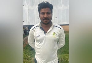  ஐந்தாவது டிவிஷன் கிரிக்கெட் ஐந்து விக்கெட் வீழ்த்திய வீரர்