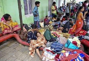 ஒடிஷா அரசு மருத்துவமனை தீ விபத்தில் ﻿ 10 பேர் பலி!: காப்பாற்ற முயன்ற 11 ஊழியர்கள் காயம்