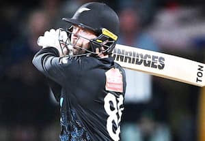 நியூசிலாந்து அணி அபார வெற்றி * 107 ரன்னில் சுருண்டது தென் ஆப்ரிக்கா