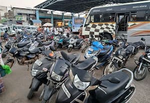  சிங்கம்புணரி பஸ் ஸ்டாண்டில் டூவீலர்களால் இடையூறு