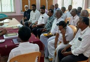  மஹால், லாட்ஜ் உரிமையாளர்கள் கூட்டம் பேனர் வைக்க கட்டுப்பாடு