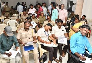  பதற்றமான ஓட்டுச்சாவடி விவரம் சேகரிப்பு பணி