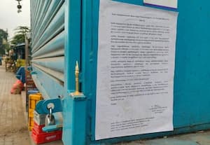  கவுண்டம்பாளையத்தில் ஆக்கிரமிப்பு கடைகள் தேசிய நெடுஞ்சாலைத்துறையினர் வேடிக்கை