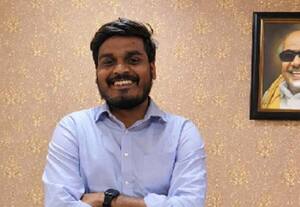 பெண்களுக்கு பாலியல் தொல்லை; பெங்களூருவில் கம்யூனிஸ்ட் பிரமுகர் கைது