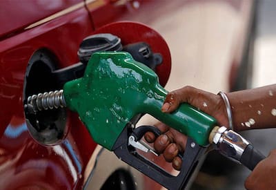 பிரீமியம் பெட்ரோல் விலை உயர்வு; லிட்டருக்கு அதிகபட்சமாக ரூ. 2.35 வரை அதிகரிப்பு 