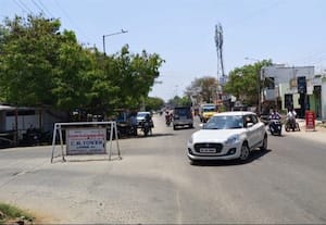  நெடுஞ்சாலை ரோடு சந்திப்பில் தானியங்கி சிக்னல் தேவை 