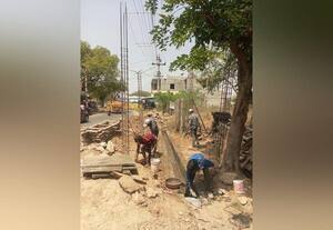  ஆக்கிரமிப்பில் நிழற்குடை பொதுமக்கள் கேள்வி
