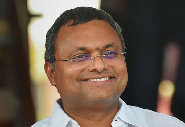  காங்கிரஸ் தேர்தல் அறிக்கையை தயாரிக்க ஊக்கத்தொகை வழங்கி உற்சாகப்படுத்திய கார்த்தி