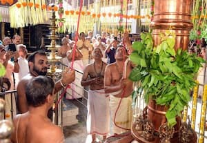  பகவதி அம்மன் கோவில் திருவிழா கொடியேற்றத்துடன் துவக்கம்