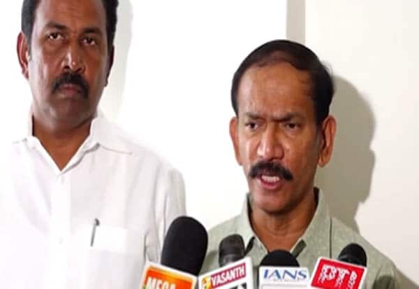 புதுச்சேரியில் முக்கிய தொகுதிகளை தருமாறு திமுக நிர்பந்தம்; கிரிஷ் சோடங்கர் வெறுப்பு