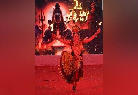  சீன பிரதமர் ரசித்த கரகாட்டம்