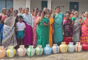  குடிநீர் கேட்டு காலி குடங்களுடன் ஊராட்சி அலுவலகம் முற்றுகை 