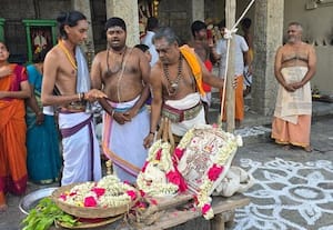  வடாரண்யேஸ்வரர் கோவிலில் பிரம்மோத்சவ கொடியேற்றம்