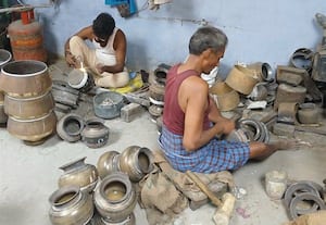  தீர்வை நோக்கி சம்பளப் பேச்சு: பாத்திரத் தொழிலாளர் நம்பிக்கை