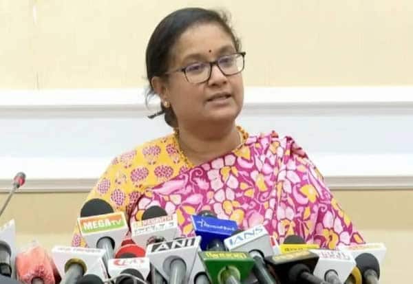 தமிழகத்தில் தேர்தல் பறக்கும் படை தீவிர சோதனை; இதுவரை ரூ.151 கோடி பறிமுதல்