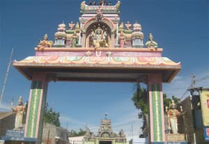 கோவில் திருப்பணியில் முறைகேடு: அமைச்சர் உதவியாளர் மீது புகார்
