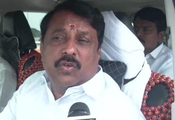  தோல்வி பயத்தால் வன்முறையைக் கையில் எடுக்கும் திமுக: நயினார் நாகேந்திரன் குற்றச்சாட்டு