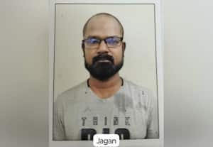  பூட்டி கிடந்த வீட்டை விற்க முயன்றோர் கைது
