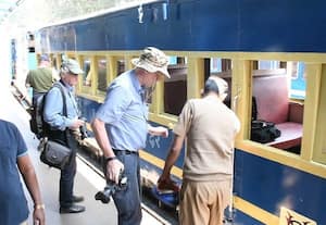  ஊட்டி மலை ரயில் வாடகை ரூ.3 லட்சம்; ஜெர்மன் சுற்றுலா பயணிகள் 5 பேர் ஜாலி பயணம்