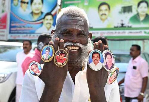 'மோதிரம்' பொன்னுசாமி!