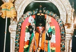  சுவாமி சிலை மீது சூரிய ஒளி படும் அதிசய நிகழ்வு