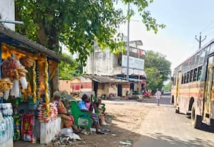 தென்மேல்பாக்கத்தில் பேருந்து நிழற்குடை அமைக்க கோரிக்கை