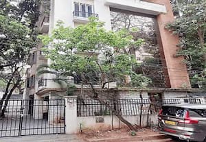 சொத்து வரி செலுத்தாததால் ஜெயலலிதா சொத்துக்கு 'சீல்'
