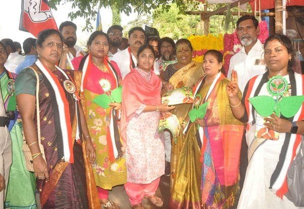  பொற்கொடிக்கு வி.சி.க.,வினர் ஆதரவு: தி.மு.க., வேட்பாளருக்கு சிக்கல் 