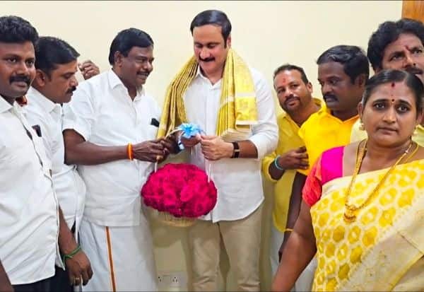  ராமதாஸ் அணி வேட்பாளர் அன்புமணியிடம் தஞ்சம்