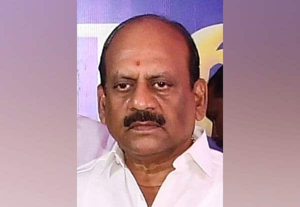 நடிகர் மீதான ஆசை... பெண்கள் பற்றி அமைச்சர் சர்ச்சை பேச்சு