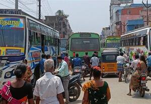  தனியார் பஸ் ஓட்டுநர்கள் மீது நடவடிக்கை எடுக்க கோரிக்கை