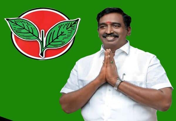 மாதவரம் தொகுதியில் மூர்த்திகளின் மோதல்: அ.தி.மு.க மாஜி அமைச்சருக்கு  சிக்கல்