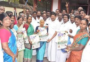  தமிழகத்தில் அ.தி.மு.க., ஆட்சி 'மாஜி'  அமைச்சர் ஆருடம் 