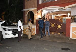  கடலுார் த.வெ.க., வேட்பாளரின் உறவினர் வீட்டில் அதிரடி ரெய்டு
