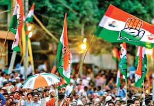 கடைசி நேரத்தில் டுவிஸ்ட்... போட்டியில் இருந்து திடீரென விலகிய காங்கிரஸ் வேட்பாளர்