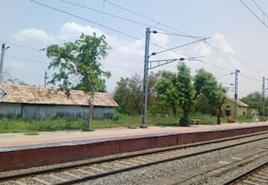  பொதிகை ரயில்  முதலாவது பிளாட்பார்மில் நின்று செல்ல  சிவகாசி   பயணிகள் எதிர்பார்ப்பு