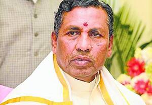  ஏ.பி.எல்., பயனாளிகளிடம் பி.பி.எல்., அட்டை பறிமுதல் செய்ய அமைச்சர் முனியப்பா உறுதி