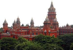தேர்தலின் போது நகைகள் எடுத்து செல்ல விதிகள் வகுக்கக்கோரி வழக்கு; தேர்தல் கமிஷனுக்கு ஐகோர்ட் புதிய உத்தரவு
