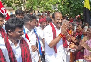 ரிஷிவந்தியம் தொகுதியை முன்மாதிரியாக மாற்றுவேன்: வசந்தம் கார்த்திகேயன் வாக்குறுதி