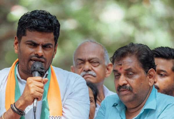 தேர்தலுக்கு பின் ஸ்டாலின் கட்சி, கனிமொழி கட்சி என திமுக பிரியும்; அண்ணாமலை