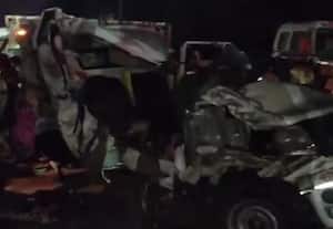 பீஹாரில் பஸ் மீது சரக்கு வேன் மோதல்: 10 பேர் பலி