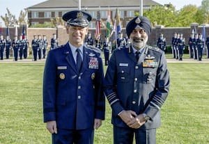  அமெரிக்காவில் இருந்து இந்தியாவுக்கு எல்.பி.ஜி.,: எரிசக்தி அமைச்சருடன் விக்ரம் மிஸ்ரி ஆலோசனை