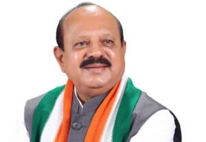  மேலிட தலைவர்களை சந்திக்க டில்லி செல்கிறோம் முன்னாள் அமைச்சர் தகவல்