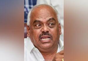  முன்னாள் சபாநாயகர் ரமேஷ் குமாருக்கு பின்னடைவு