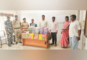  மதுராந்தகத்தில் 400 புடவைகளை பறிமுதல்