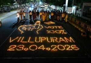  மாற்றுத்திறனாளிகள் பங்கேற்ற விழிப்புணர்வு வாகன ஊர்வலம்
